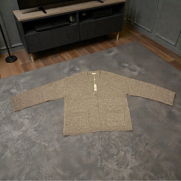 Max Studio Charcoal Cardigan Sweater - Picture 4 of 6